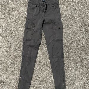 American Eagle Jeans - Good Condition